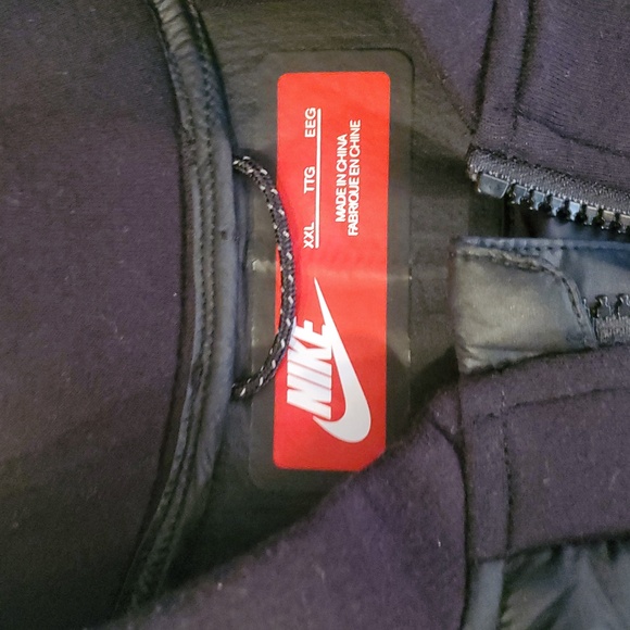 Men's Black Nike Jacket #806837 - Picture 3 of 6